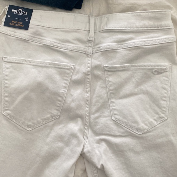 Hollister Jeans - Picture 4 of 5